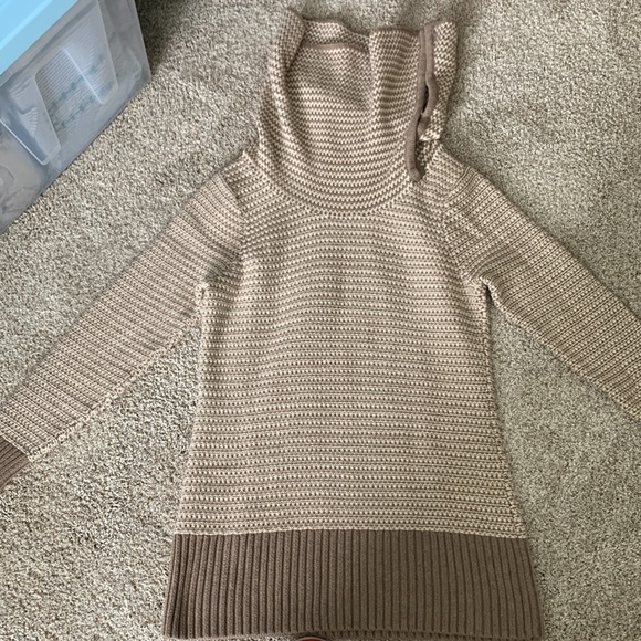 Willi smith oversized turtle neck sweater sz sm. Heavy knit with two tone. NWOT - Picture 9 of 13